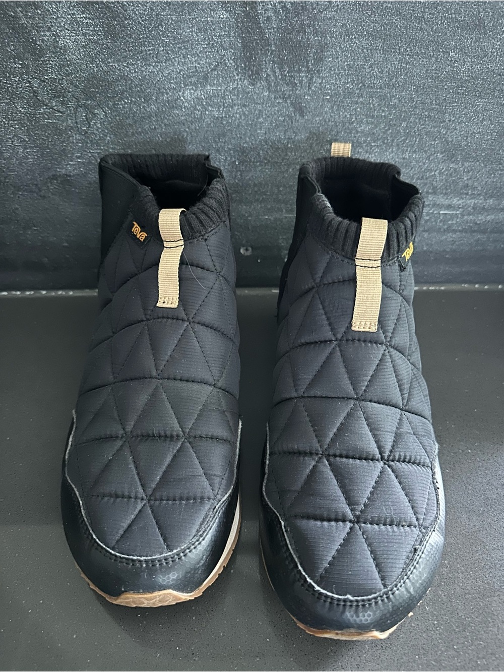 Teva ReEmber Black Quilted Slip-On Women’s Booties size 7